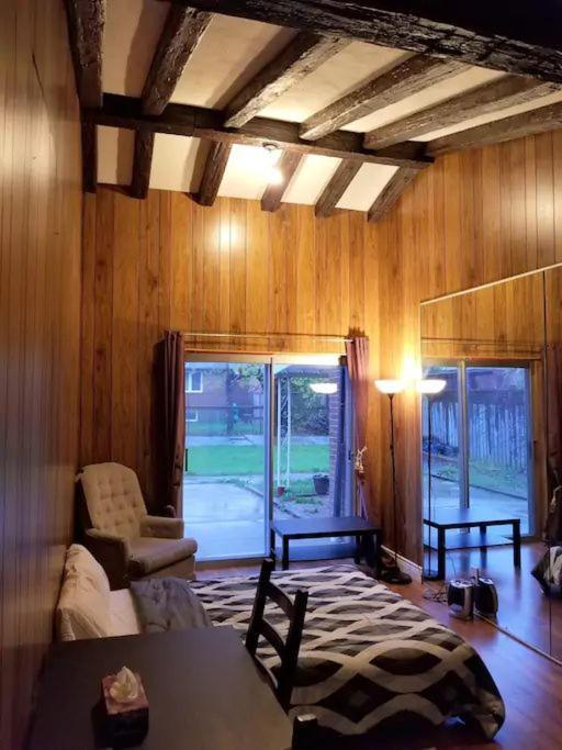 Private Rooms 5 Min Finch West Subway - York University Toronto Bagian luar foto