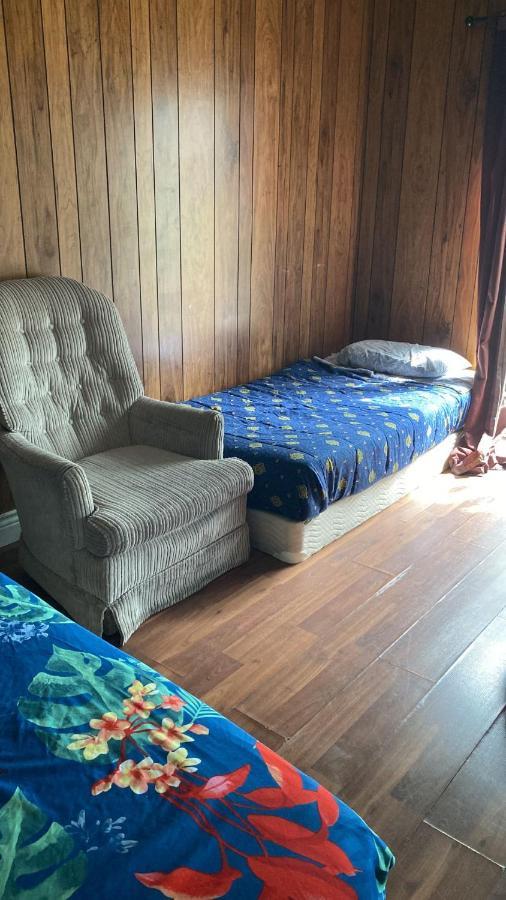 Private Rooms 5 Min Finch West Subway - York University Toronto Bagian luar foto